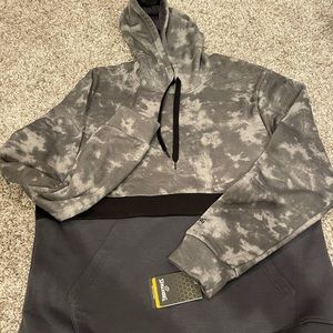 Spalding Sweatshirt Hoodie Grey size Medium NWT camo: SMT1375 Super soft!